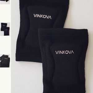Vinkova Black Knee Pads